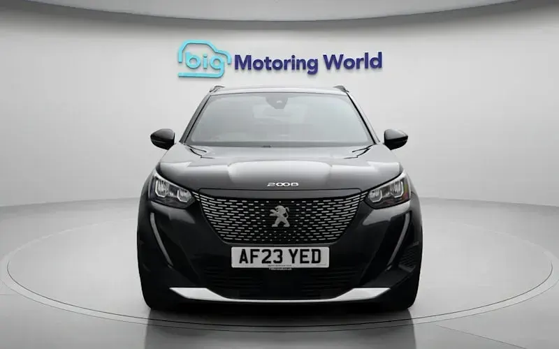 Used Peugeot 2008 Allure+ 101 HP (74 kW) 2023 Black SUV
