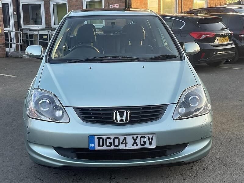 Used Honda Civic Executive 108 HP (79 kW) 2004 Silver Hatchback