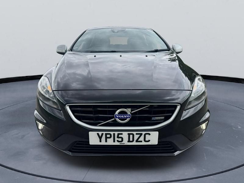 Begagnad Volvo V40 R-Design 190 HK (139 kW) 2015 Svart Halvkombi
