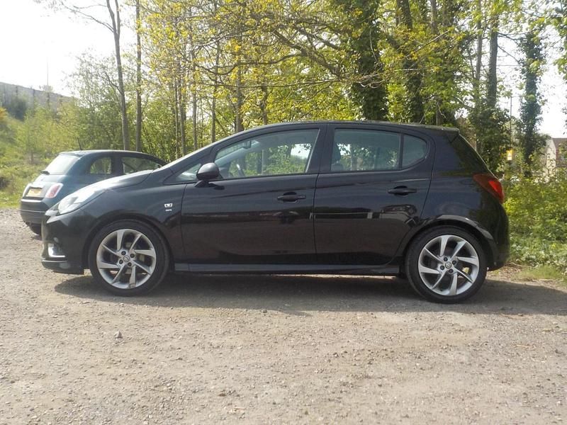 Usado Vauxhall Corsa SRi 2017 Preto Citadino