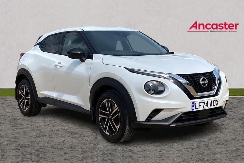 White Used 2024 Nissan Juke N-Connecta SUV | £19,475 (A bit pricey) - Image 1/4