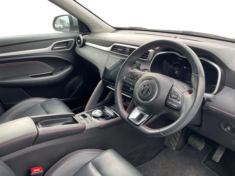 Used MG ZS Trophy Connect 114 kW (156 HP) 2022 Silver SUV