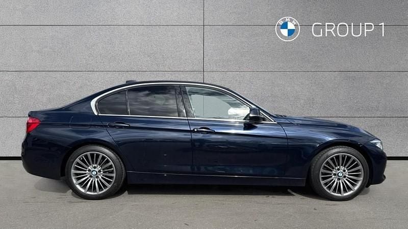 Used BMW 330 Luxury Line 258 HP (189 kW) 2015 Blue Sedan