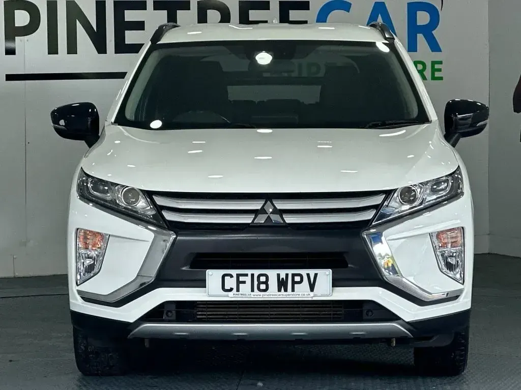 Used Mitsubishi Eclipse 163 HP (119 kW) 2018 White SUV