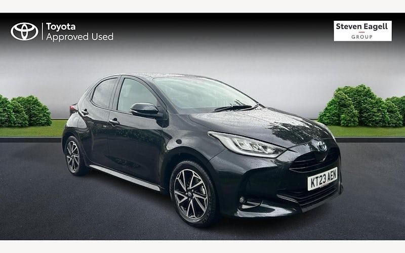 Used Toyota Yaris Hybrid Design 116 HP (85 kW) 2025 Hatchback