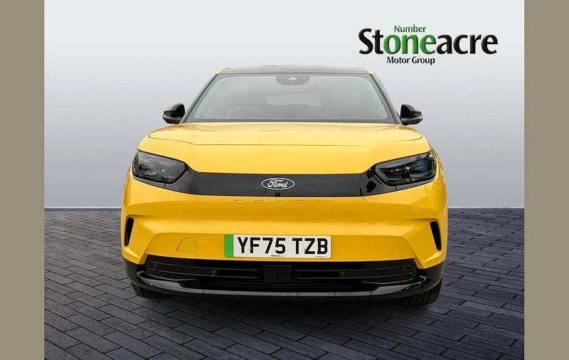 Used Ford Capri Premium 210 kW (286 HP) 2025 Yellow SUV