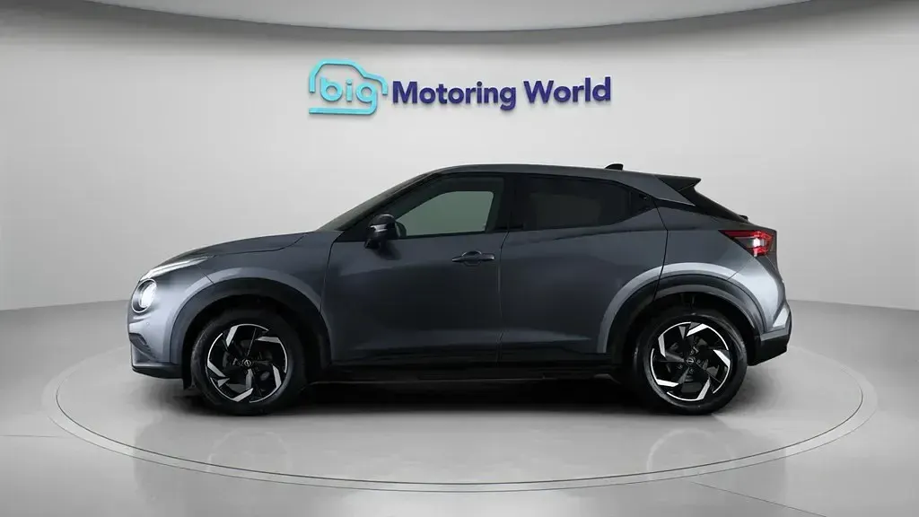 Used Nissan Juke N-Connecta 143 HP (105 kW) 2023 Grey SUV