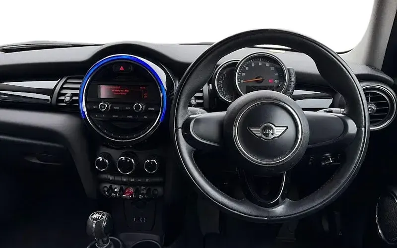 Used Mini Cooper Hatch 136 HP (100 kW) 2015 Black Hatchback