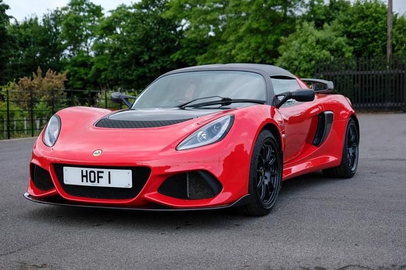 Used Lotus Exige 402 HP (295 kW) 2021 Red Coupe