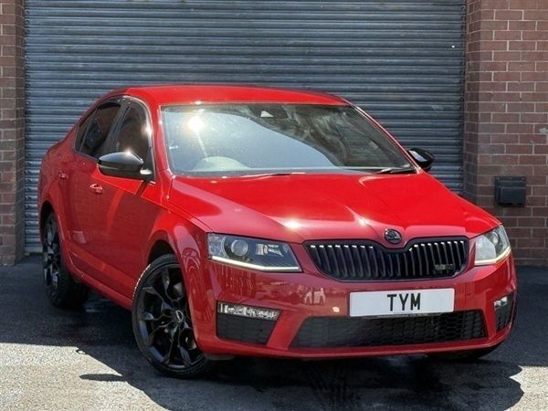 Red Used 2014 Skoda Octavia vRS Hatchback | £7,995 (Fair price) - Image 1/1