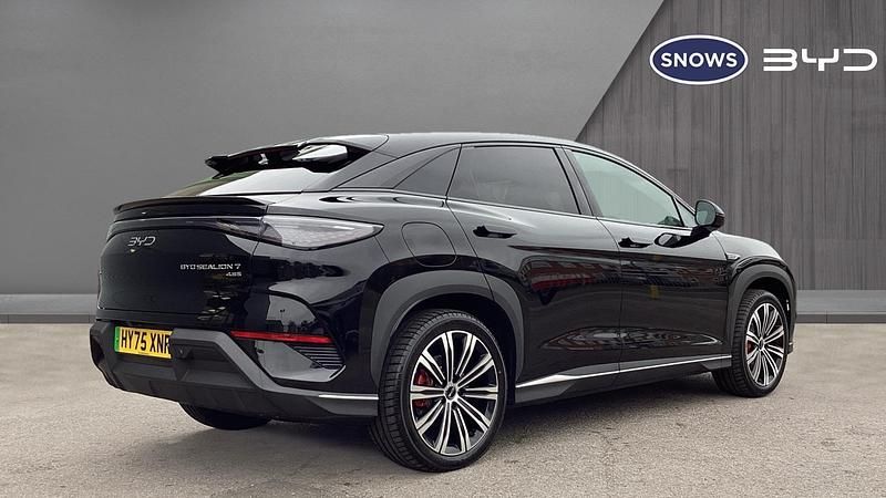 Used BYD Sealion 7 Design 389 kW (530 HP) 2025 Black SUV
