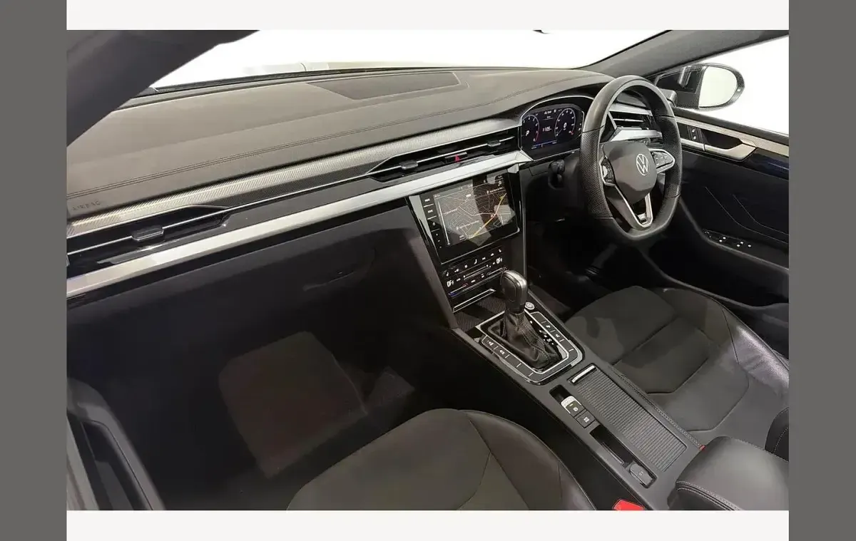 Used VW Arteon R-line 190 HP (139 kW) 2023 Black Hatchback