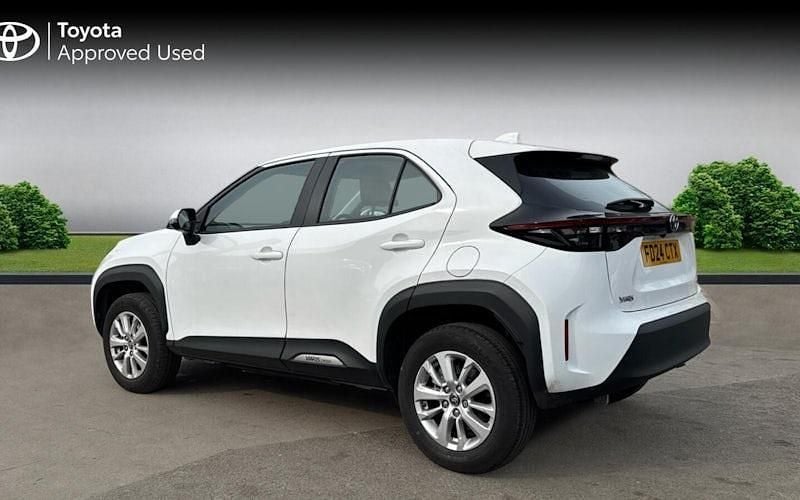 Used Toyota Yaris Hybrid 116 HP (85 kW) 2026 Estate