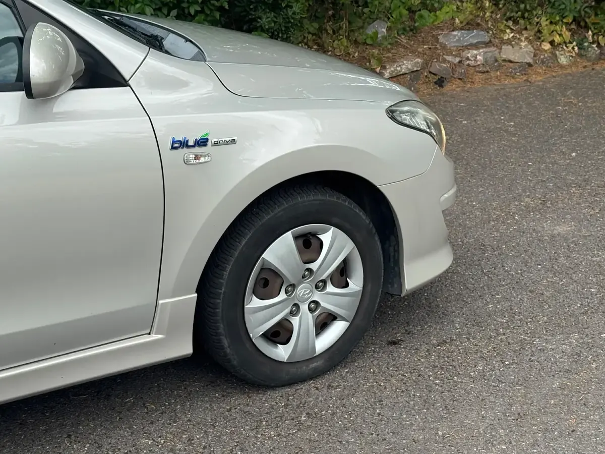 Used Hyundai i30 Comfort 2012 Beige Estate