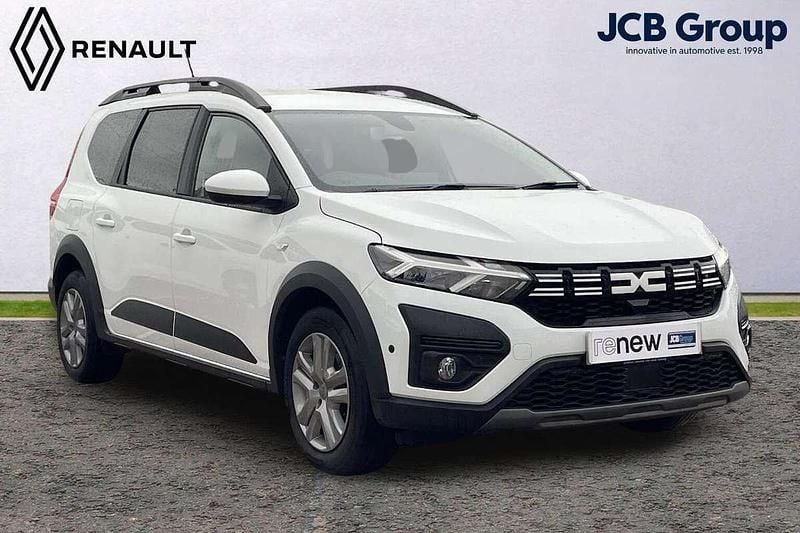 White Used 2023 Dacia Jogger Expression MPV | £14,995 (Fair price) - Image 1/4