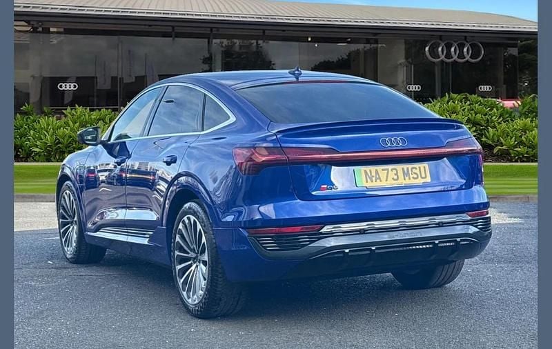 Used Audi Q8 e-tron S-Line 300 kW (408 HP) 2023 Blue SUV