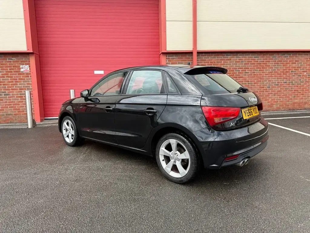 Used Audi A1 Sportback Sport 125 HP (91 kW) 2016 Black Hatchback