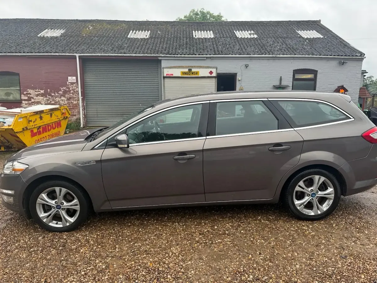 Used Ford Mondeo Titanium 163 HP (119 kW) 2012 Brown Estate