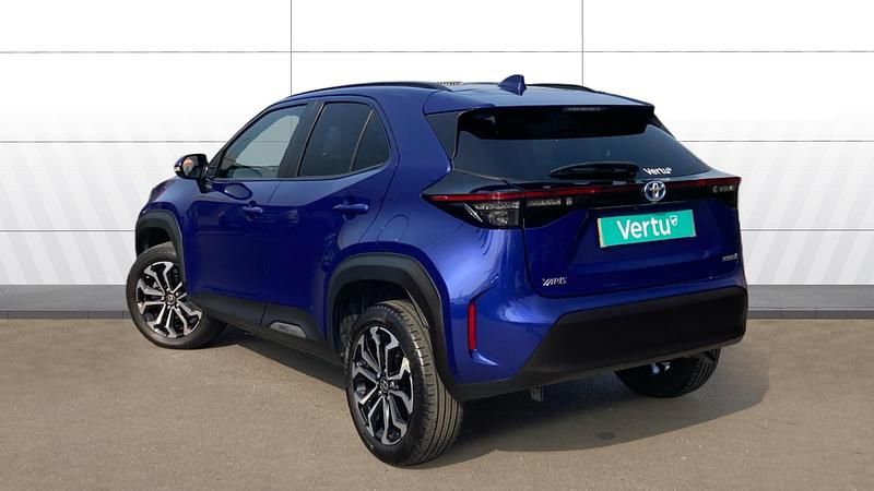 Used Toyota Yaris Hybrid Design 116 HP (85 kW) 2023 Estate