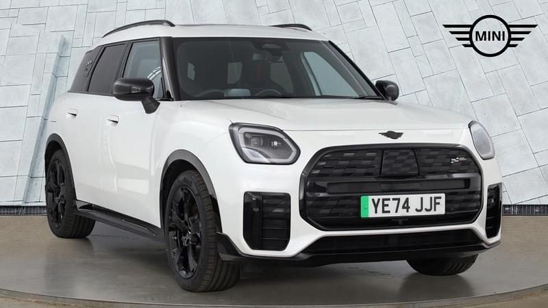 White Used 2024 Mini Countryman SUV | £34,850 (A bit pricey) - Image 1/4