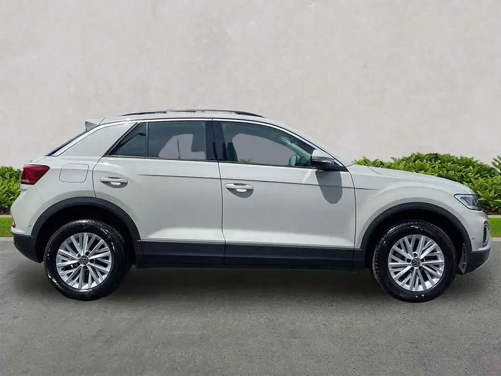 Used VW T-Roc Life 150 HP (110 kW) 2023 Grey SUV