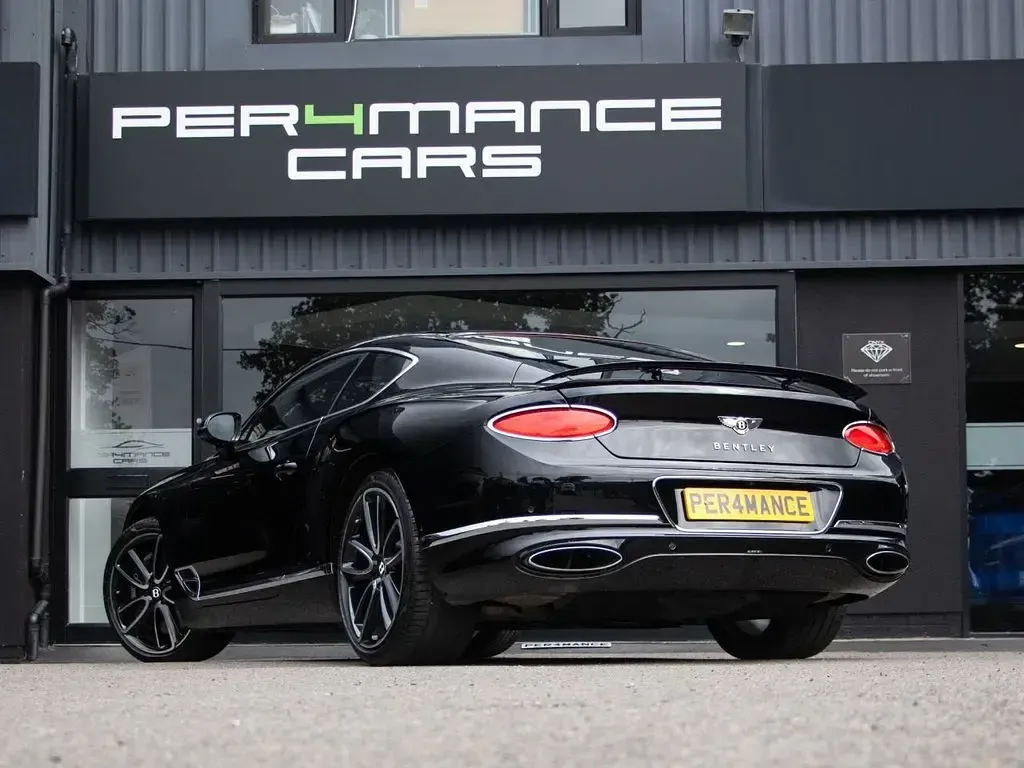 Used Bentley Continental 635 HP (467 kW) 2020 Black Coupe