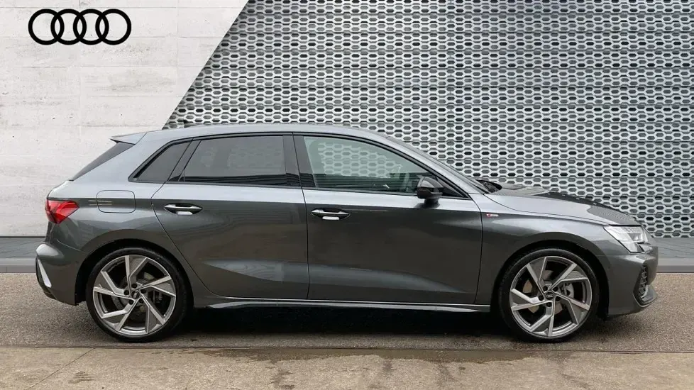 Used Audi A3 Black Edition 150 HP (110 kW) 2025 Grey