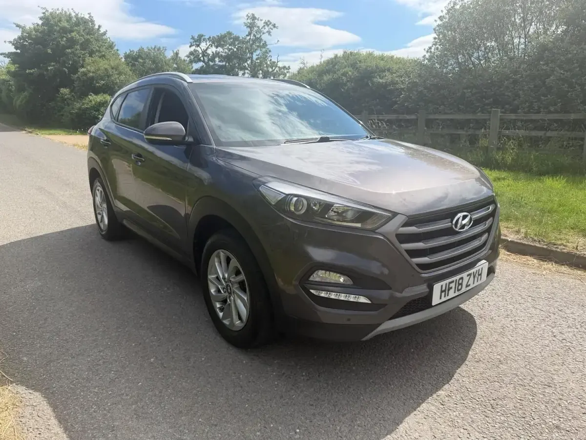 Used Hyundai Tucson SE 177 HP (130 kW) 2018 Grey SUV