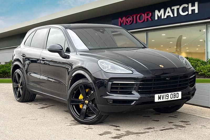 Black Used 2019 Porsche Cayenne SUV | £32,990 (Good price) - Image 1/4