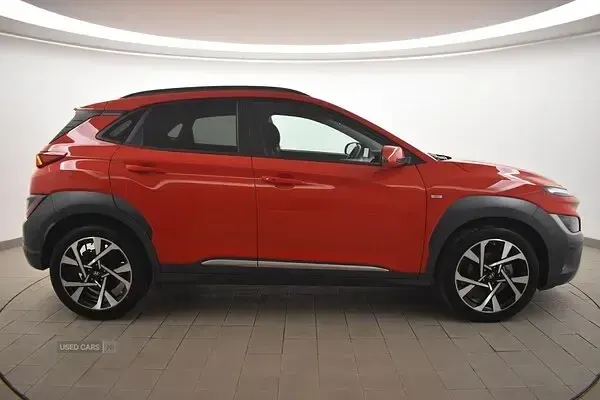 Used Hyundai Kona Premium 120 HP (88 kW) 2023 Red SUV