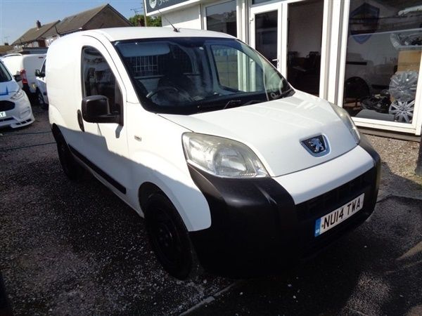 White Used 2014 Peugeot Bipper S MPV | £2,795 (Fair price) - Image 1/1