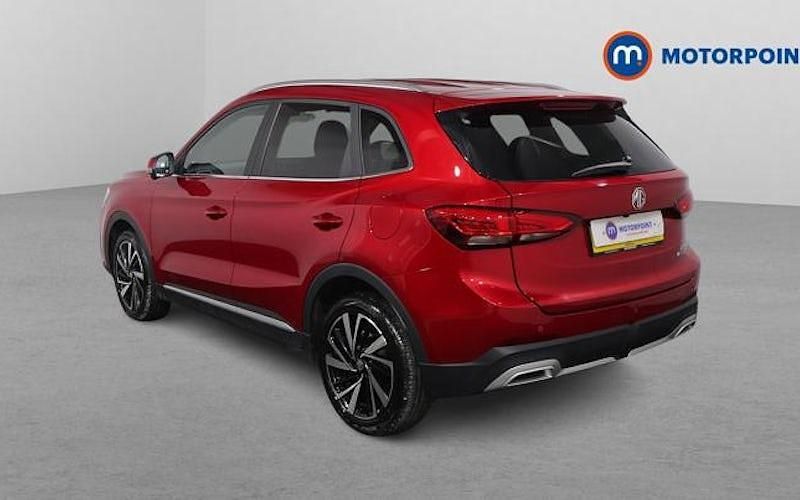 Used MG ZS Trophy 196 HP (144 kW) 2025 Red SUV