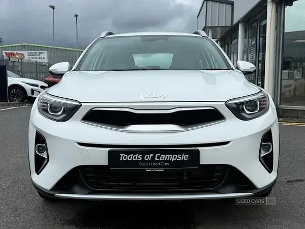 Gebraucht Kia Stonic 2025 Weiß SUV