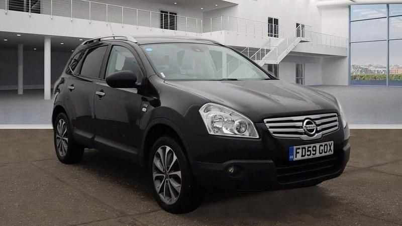 Black Used 2010 Nissan Qashqai +2 N-TEC SUV | £2,500 (Fair price) - Image 1/4