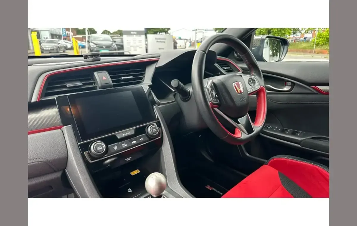 Used Honda Civic Type R GT 315 HP (231 kW) 2017 Blue Hatchback