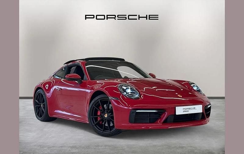 Used Porsche 911 444 HP (326 kW) 2022 Red Coupe