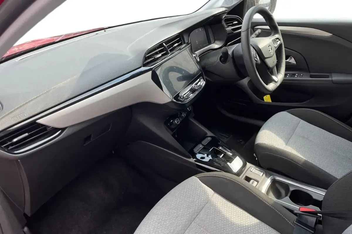 Used Vauxhall Corsa-e Design Edition 100 kW (136 HP) 2024 Hatchback