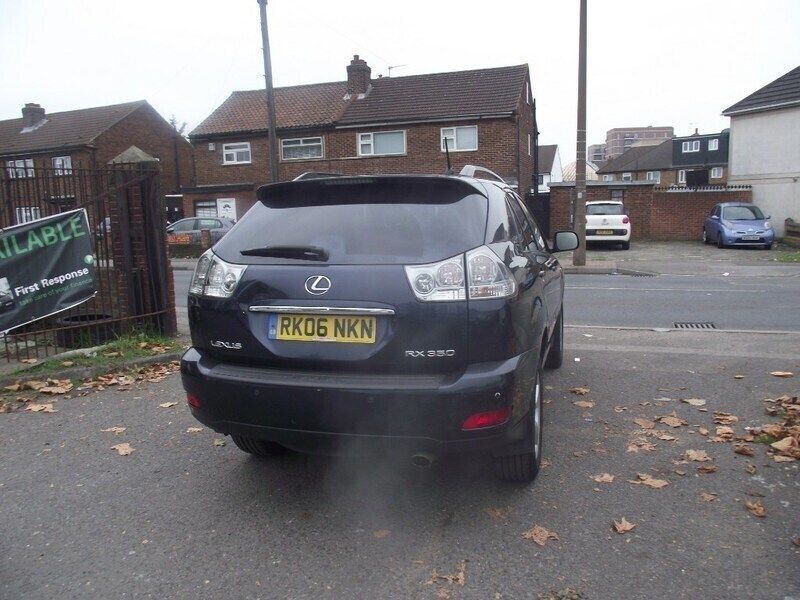 Image 4/4
