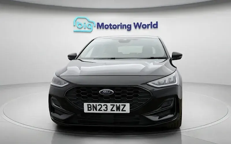 Used Ford Focus ST-Line 125 HP (91 kW) 2023 Black Hatchback