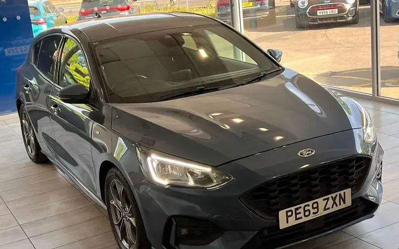 Używany Ford Focus ST-Line 125 KM (91 kW) 2020 Hatchback