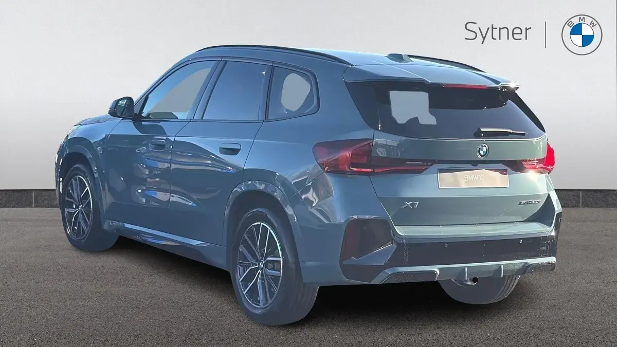 New BMW X1 M Sport 168 HP (123 kW) 2026 Green SUV