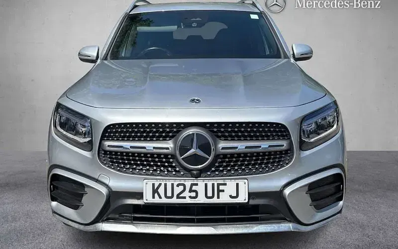 Used Mercedes GLB200 Executive 163 HP (119 kW) 2025 SUV