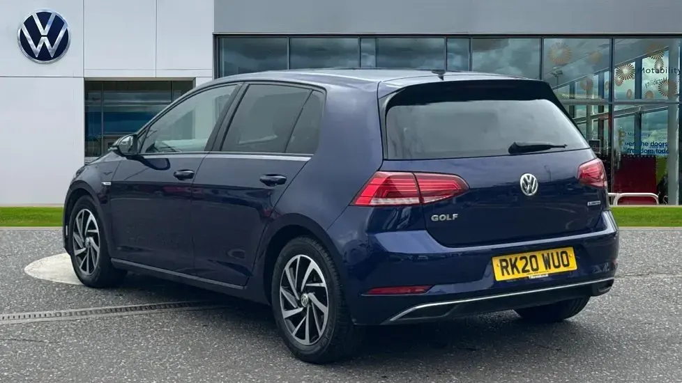 Second-hand VW Golf VIII Edition 130 CP (95 kW) 2020 Albastru