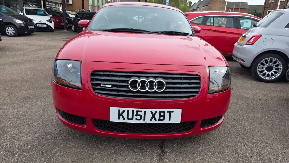 Used Audi TT 225 HP (165 kW) 2001 Red Coupe