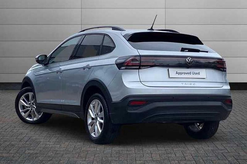 Used VW Taigo Match 115 HP (84 kW) 2025 Silver SUV