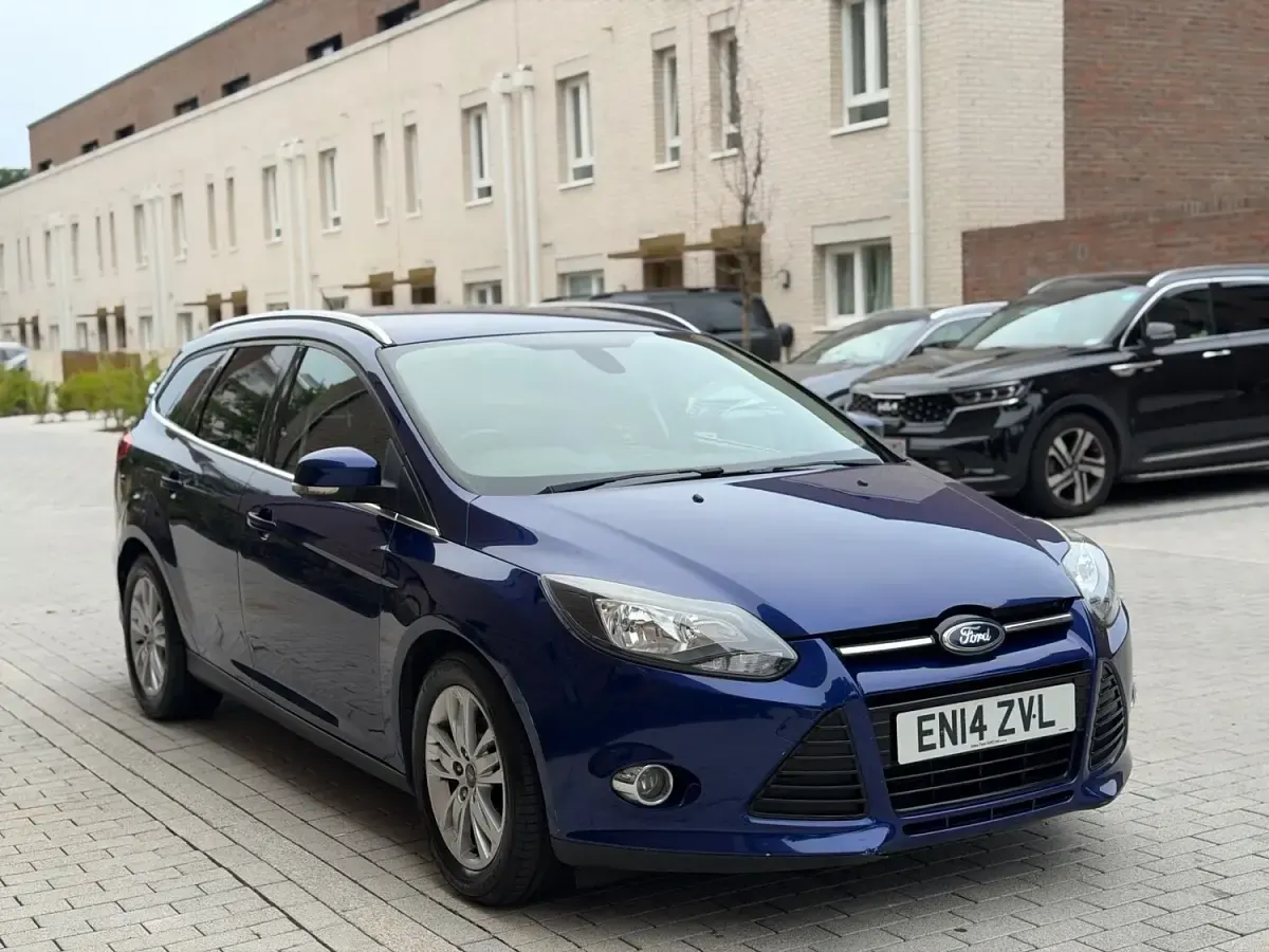 Used Ford Focus Titanium 125 HP (91 kW) 2014 Blue Estate