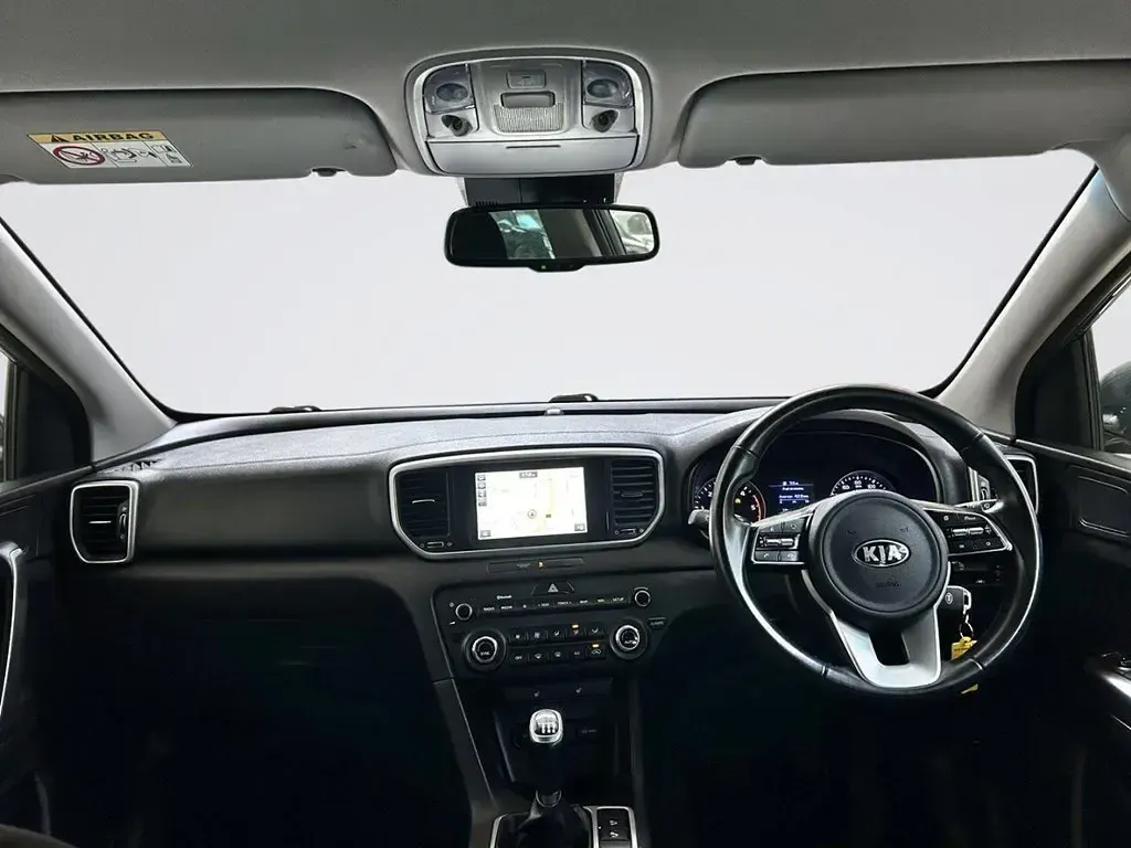 Usado Kia Sportage 136 HP (100 kW) 2020 Cinzento SUV