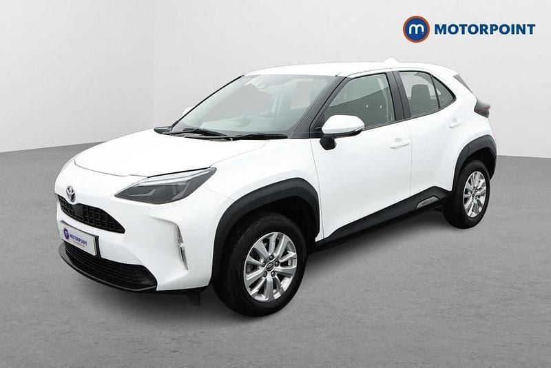 Used Toyota Yaris Hybrid 2023 White Hatchback