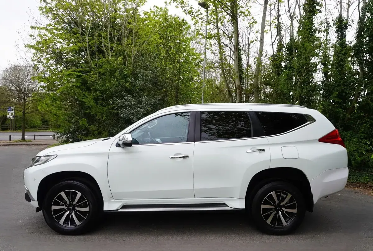 Used Mitsubishi Shogun 178 HP (130 kW) 2020 White SUV