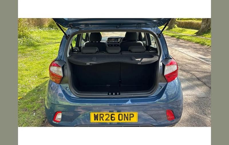 New Hyundai i10 Advanced 61 HP (44 kW) 2026 Blue Hatchback